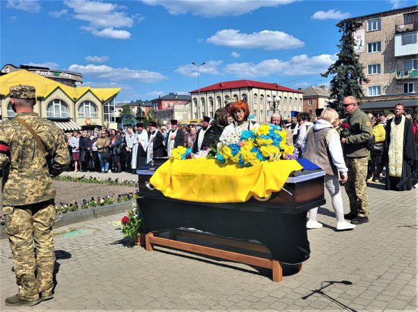 Сергієві Кашубі назавжди 46. Ковельчани віддали останню шану Героєві