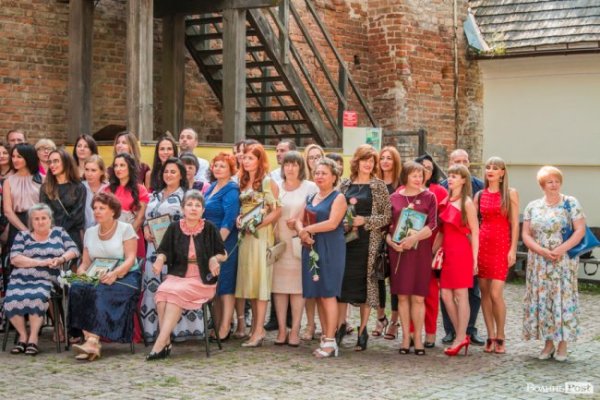 Ковельських нотаріусів відзначили на обласному рівні з нагоди професійного свята ФОТО Ковельських нотаріусів відзначили на обласному рівні з нагоди професійного свята ФОТО