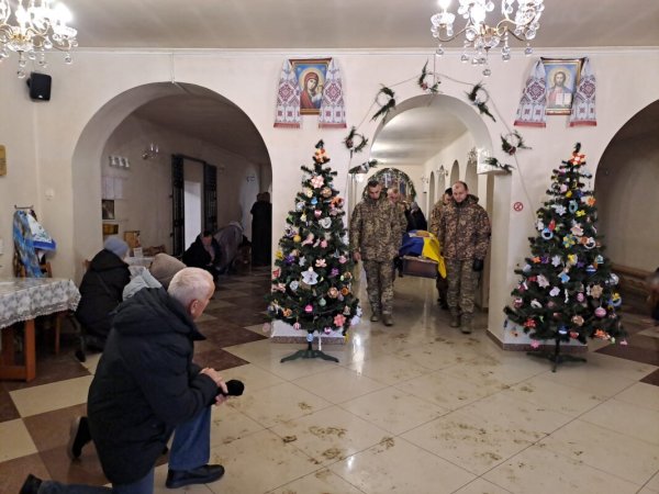 Ковель попрощався з Героєм Романом Сахаруком Ковель попрощався з Героєм Романом Сахаруком