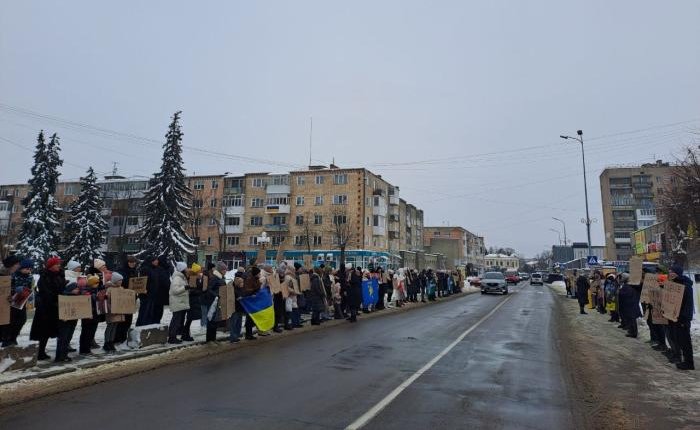 Ковельчани доєднались до Всеукраїнської акції на підтримку полонених захисників Маріуполя