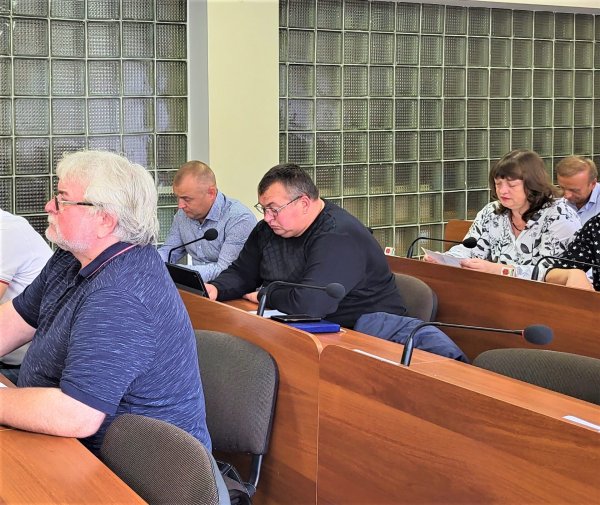 На сесії міської ради виділили понад 11 мільйонів гривень на підтримку ЗСУ. Загалом ухвалено понад 90 рішень На сесії міської ради виділили понад 11 мільйонів гривень на підтримку ЗСУ. Загалом ухвалено понад 90 рішень