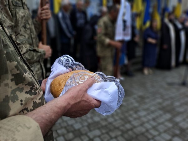 Мав серце і витривалість воїна: у Ковелі провели в останню дорогу Героя Павла Шайтана