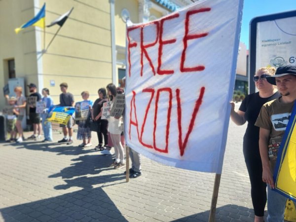 У Ковелі відбулася акція на підтримку військовополонених і в пам’ять про жертв теракту в Оленівці