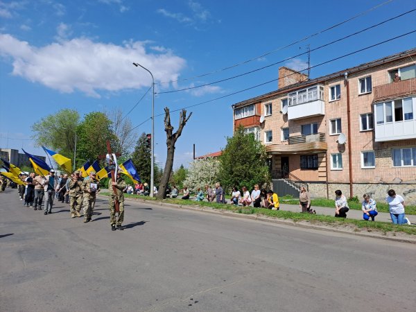 Сьогодні капітану Володимиру Котику мало б виповнитись 52 роки. Ковель попрощався зі своїм Героєм