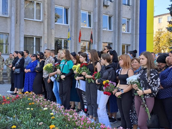 Ковельчани віддали останню шану Герою Петру Бежану